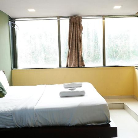 Hotel Artusinn Midc Andheri East 孟买 外观 照片