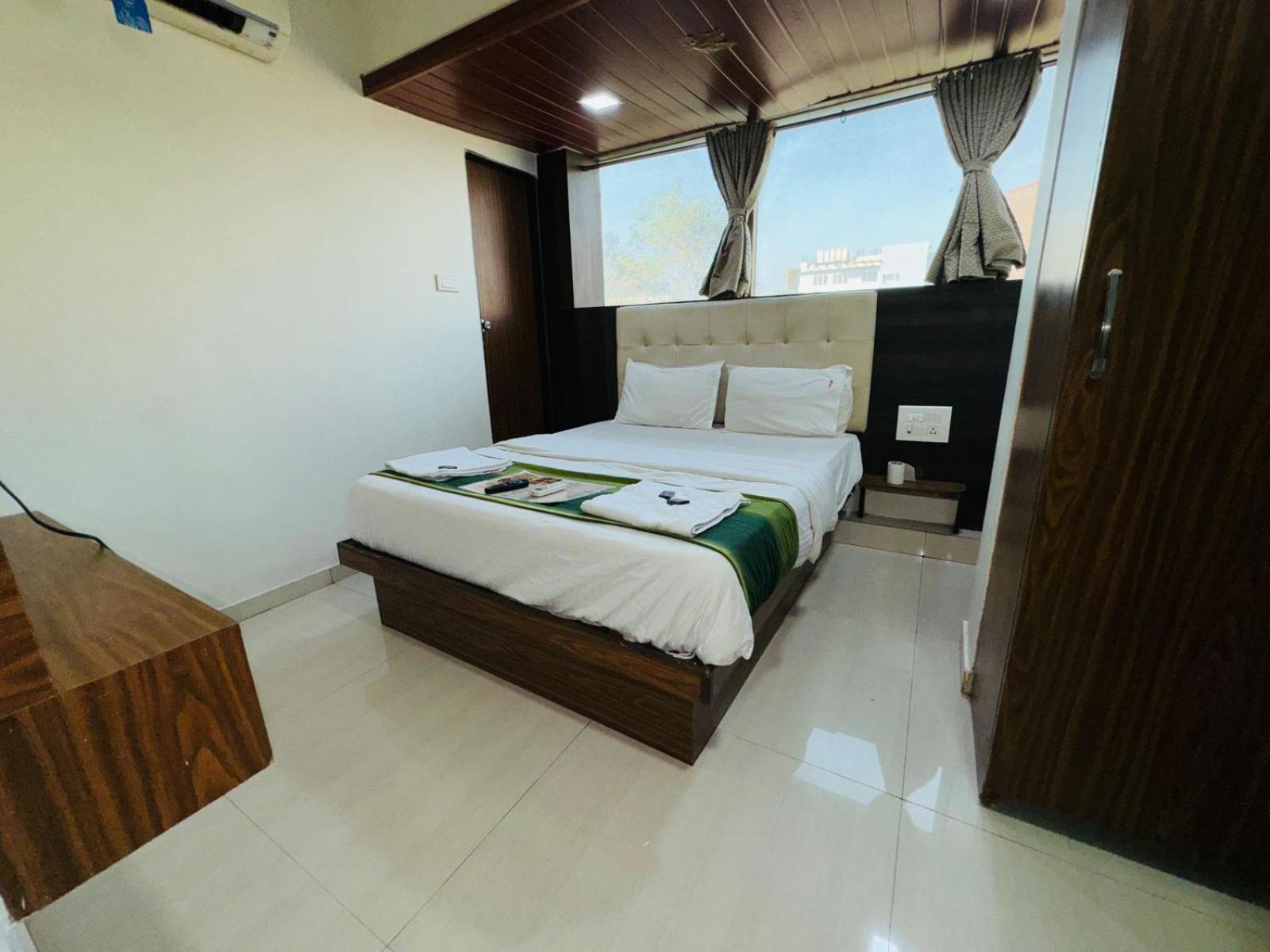 Hotel Artusinn Midc Andheri East 孟买 外观 照片